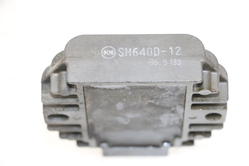 photo de REGOLATORE DI CARICA PIAGGIO MP3 125 (2006 - 2014) - Zoom sullo stato d'uso