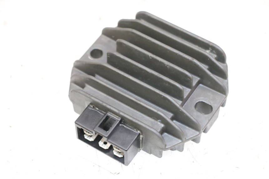 photo de REGOLATORE PIAGGIO VESPA LX 150 (2005 - 2013) - Vista principale