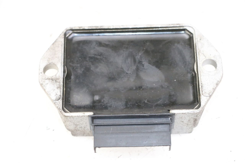 photo de REGOLATORE DI CARICA PIAGGIO VESPA S 2T 50 (2007 - 2014) - Zoom sullo stato d'uso