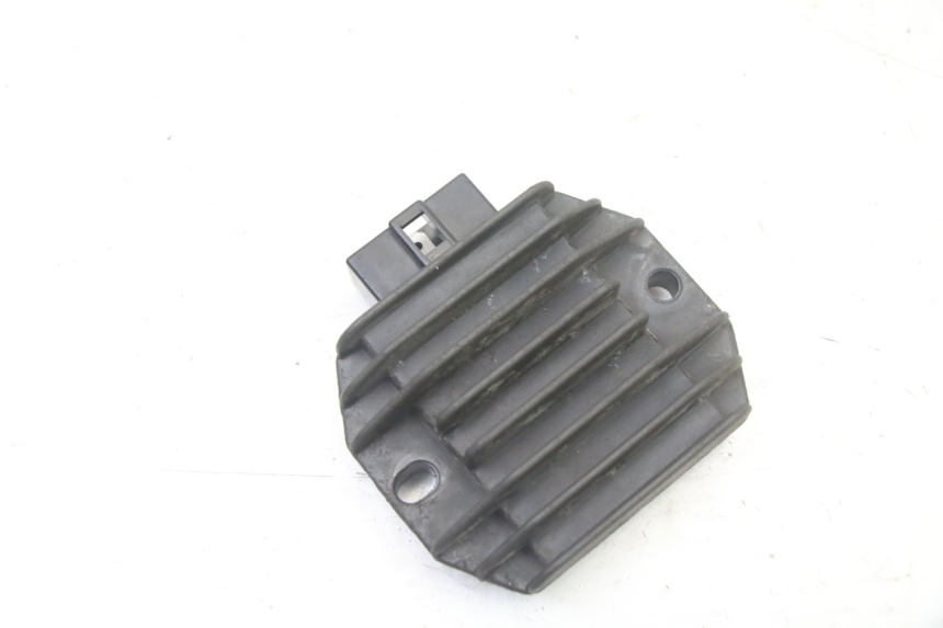 photo de REGOLATORE DI CARICA PIAGGIO X8 125 (2004 - 2007) - Vista principale