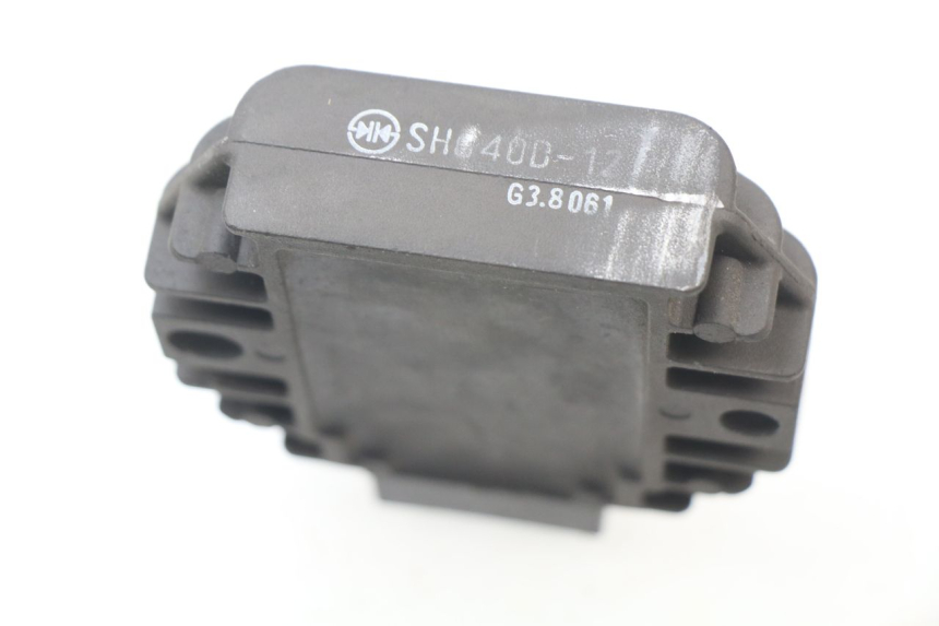 photo de REGOLATORE DI CARICA PIAGGIO PRIMAVERA 125 (2013 - 2021) - Dettaglio del componente