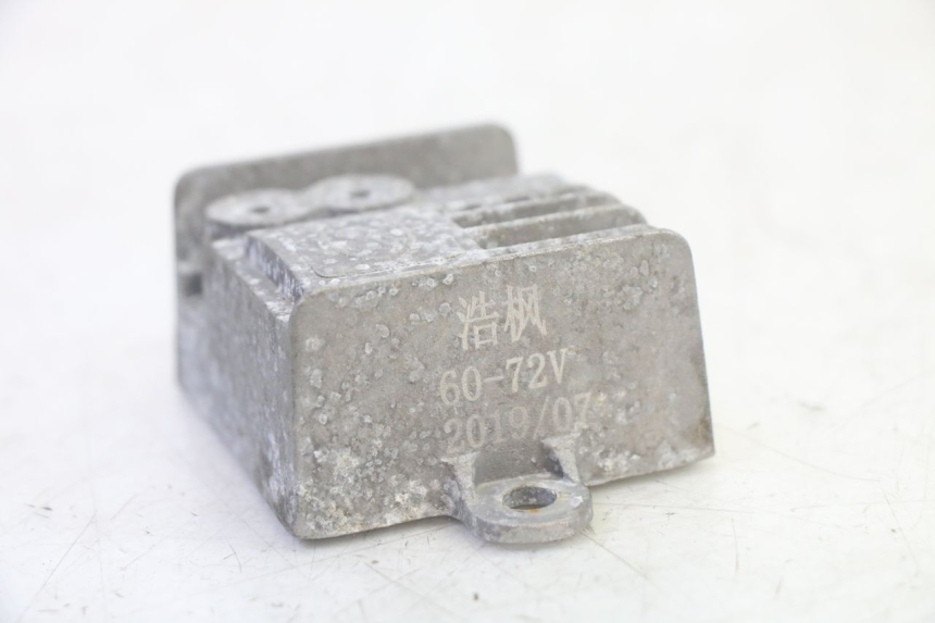 photo de REGOLATORE EFUN PUSA 1 - Altra angolazione