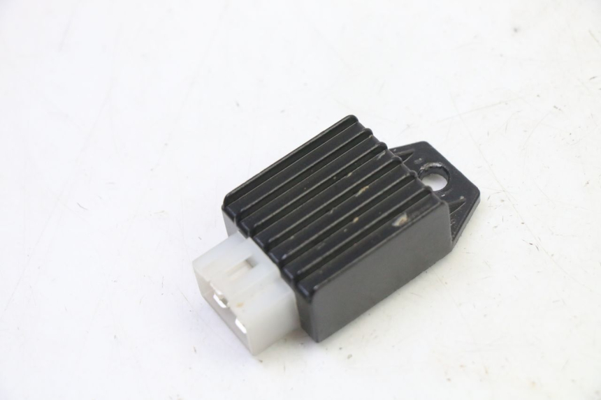 photo de REGOLATORE APOLLO RFZ 125 - Vista principale