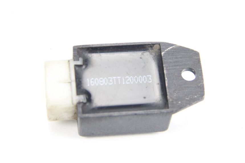 photo de REGOLATORE DI CARICA TNT MOTOR ROMA 10' 2T 50 (2011 - 2018) - Zoom sullo stato d'uso