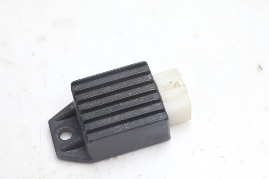 photo de REGOLATORE DI CARICA TNT MOTOR ROMA 10' 2T 50 (2011 - 2018) - Dettaglio del componente
