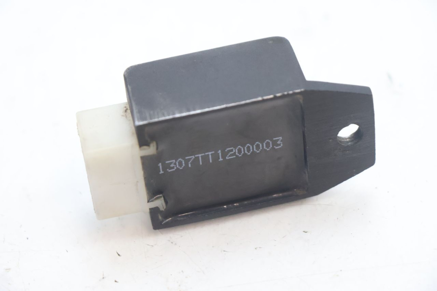 photo de REGOLATORE DI CARICA TNT MOTOR ROMA 10' 2T 50 (2011 - 2018) - Altra angolazione