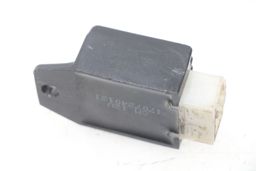 photo de REGOLATORE DI CARICA TNT MOTOR ROMA 10' 4T 50 (2007 - 2018) - Altra angolazione