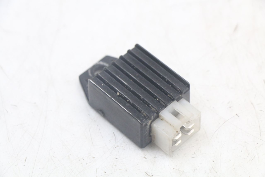 photo de REGOLATORE DI CARICA TNT MOTOR ROMA 10' 4T 50 (2007 - 2018) - Vista principale