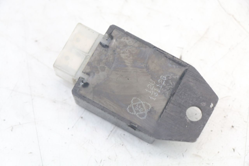 photo de REGOLATORE DI CARICA TNT MOTOR ROMA 10' 4T 50 (2007 - 2018) - Altra angolazione