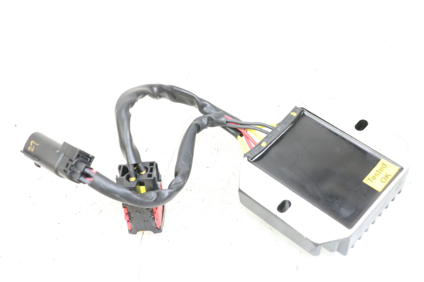 photo de REGOLATORE ROYAL ENFIELD CONTINENTAL GT 650 (2019 - 2024) - Primo piano tecnico