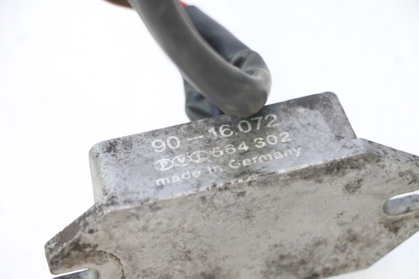 photo de REGOLATORE MZ RT 125 (2000 - 2008) - Altra angolazione