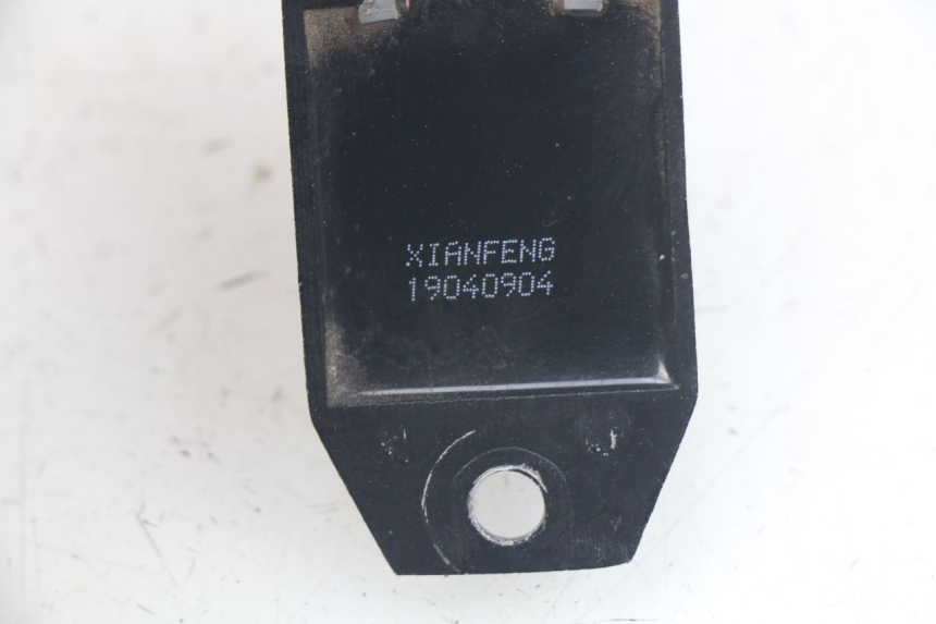 photo de REGOLATORE DI CARICA APOLLO RXF 125 - Altra angolazione