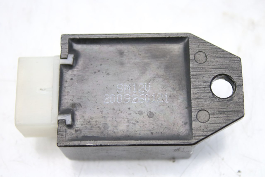 photo de REGOLATORE DI CARICA JM MOTORS SANTANA 50 (2014 - 2023) - Altra angolazione