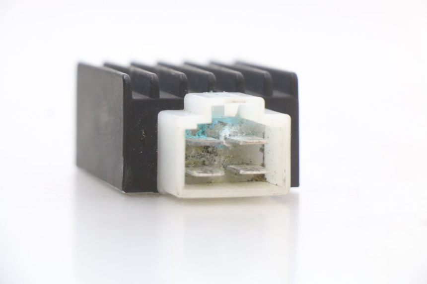 photo de REGOLATORE DI CARICA JM MOTORS SANTANA 50 (2014 - 2023) - Altra angolazione