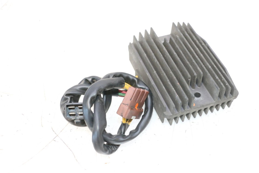 photo de REGOLATORE DI CARICA PEUGEOT SATELIS COMPRESSOR K15 125 (2006 - 2009) - Altra angolazione