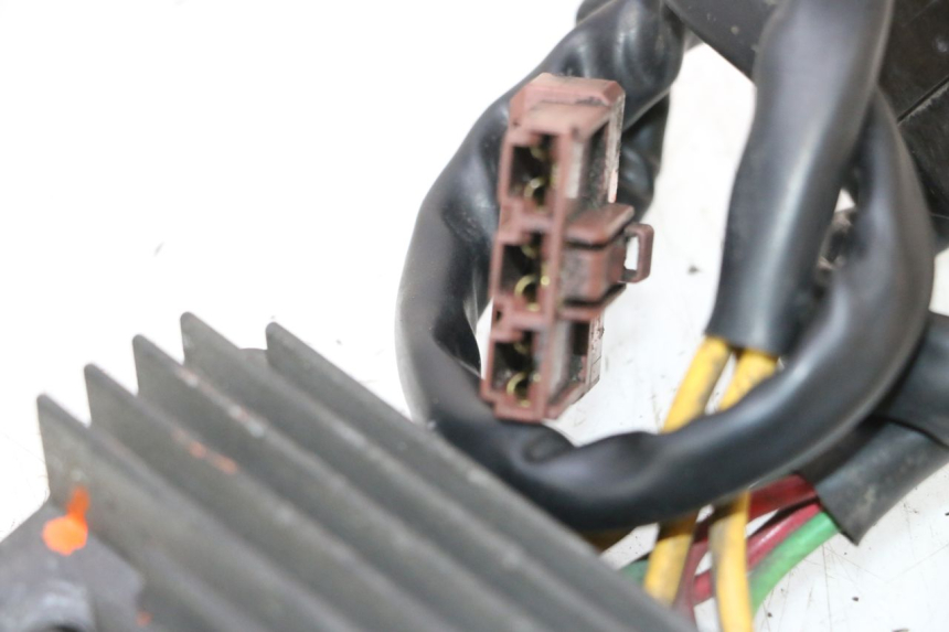 photo de REGOLATORE DI CARICA PEUGEOT SATELIS COMPRESSOR K15 125 (2006 - 2009) - Vista d'insieme del prodotto