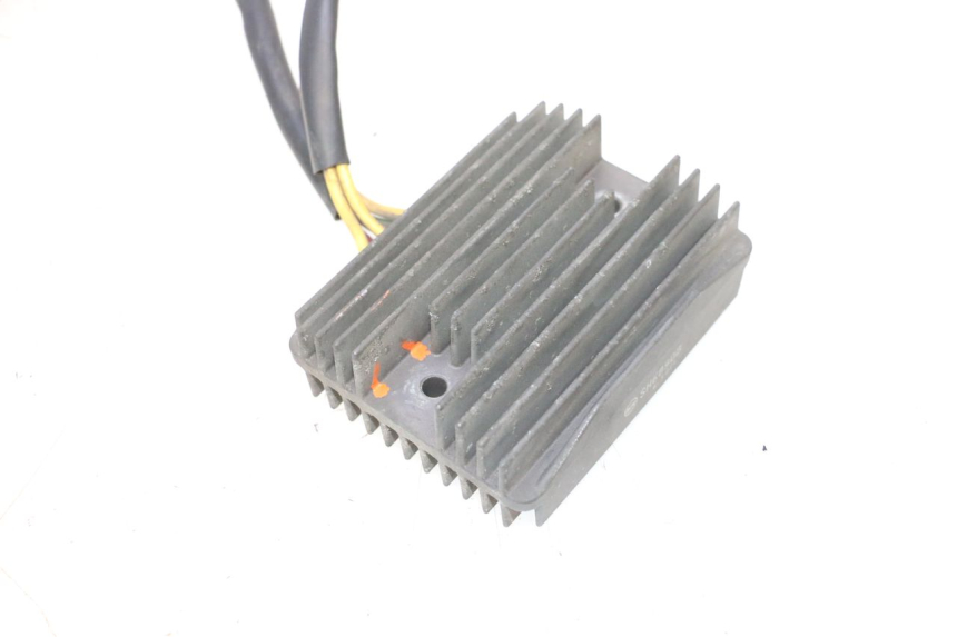 photo de REGOLATORE DI CARICA PEUGEOT SATELIS COMPRESSOR K15 125 (2006 - 2009) - Ricambio usato controllato