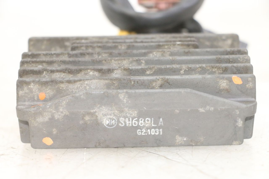 photo de REGOLATORE PEUGEOT SATELIS 125 (2013 - 2018) - Dettaglio del componente