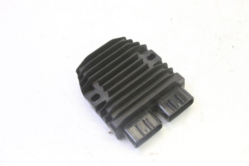 photo de REGOLATORE PEUGEOT SATELIS 125 (2013 - 2018) - Dettaglio del componente