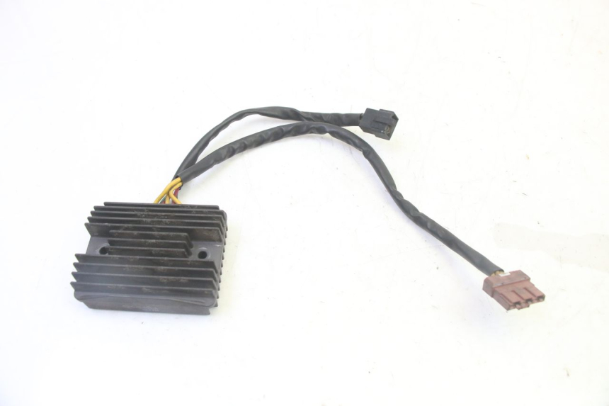 photo de REGOLATORE PEUGEOT SATELIS 125 (2013 - 2018) - Vista principale