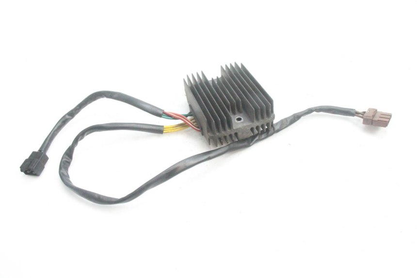 photo de REGOLATORE DI CARICA PEUGEOT SATELIS 125 (2006 - 2009) - Altra angolazione