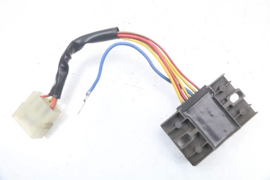 photo de REGOLATORE DI CARICA APRILIA SCARABEO GT 125 (1999 - 2007) - Zoom sullo stato d'uso