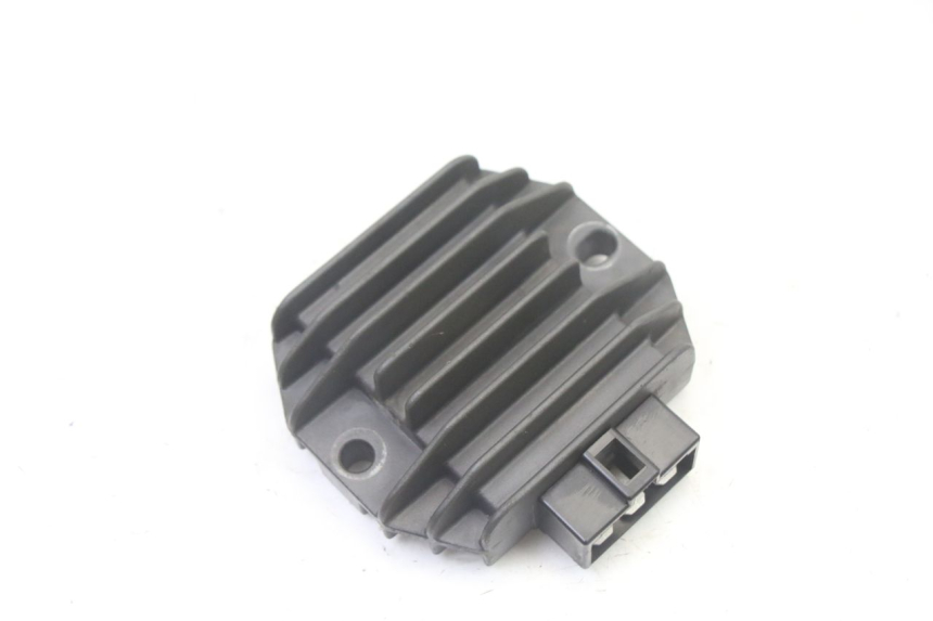 photo de REGOLATORE APRILIA SCARABEO GT TOURING 125 (1999 - 2005) - Vista principale