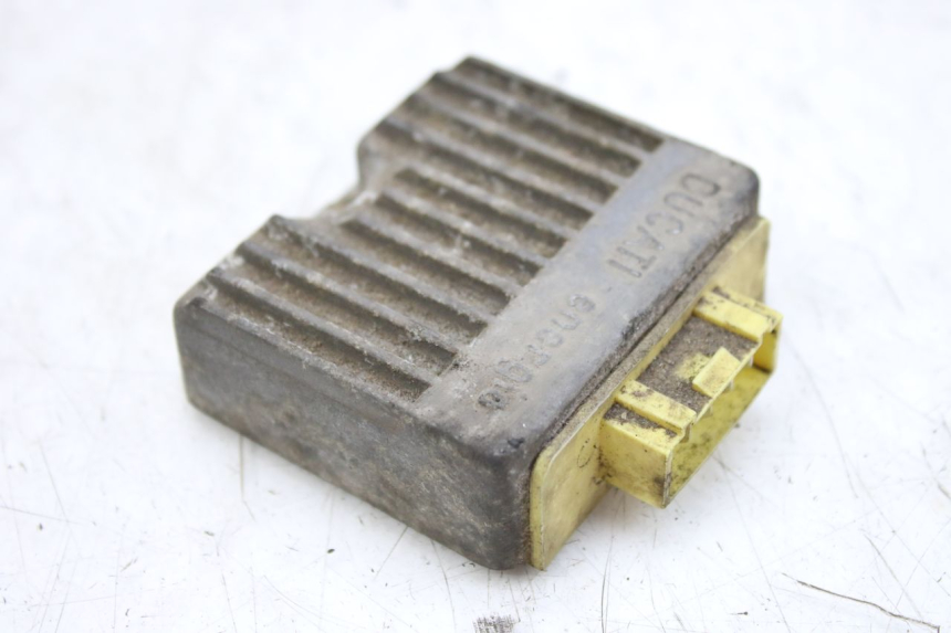 photo de REGOLATORE DI CARICA APRILIA SCARABEO 100 (2003 - 2012) - Vista principale