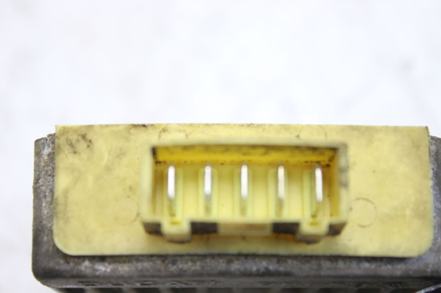 photo de REGOLATORE DI CARICA APRILIA SCARABEO 100 (2003 - 2012) - Zoom sullo stato d'uso