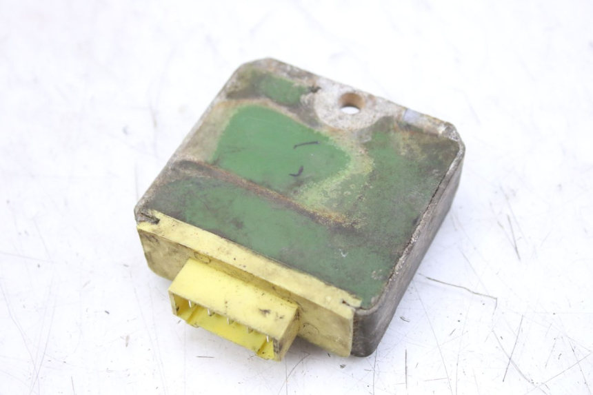 photo de REGOLATORE DI CARICA APRILIA SCARABEO 100 (2003 - 2012) - Altra angolazione