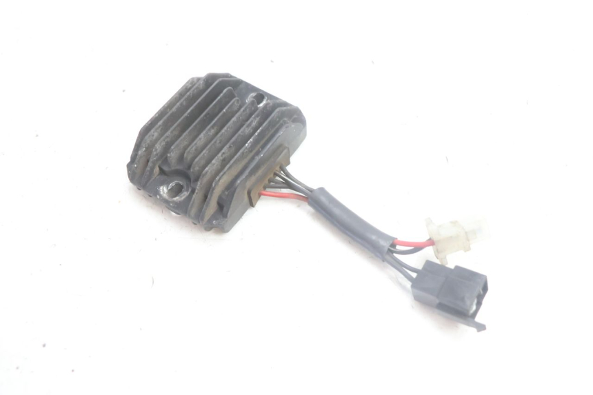 photo de REGOLATORE MASH SEVENTY FIVE 125 (2013 - 2021) - Dettaglio del componente