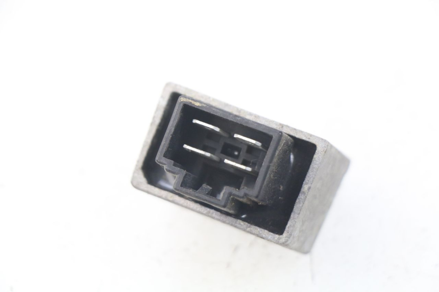 photo de Regolatore di carica HONDA SJ BALI 50 (1996 - 1999) - Dettaglio del componente