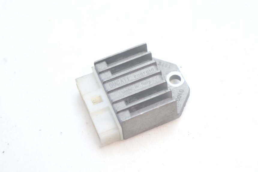 photo de REGOLATORE YAMAHA SLIDER 50 (1999 - 2004) - Vista principale