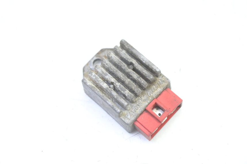 photo de Regolatore di carica GILERA SMT SUPERMOTARD 50 (2009 - 2017) - Vista principale