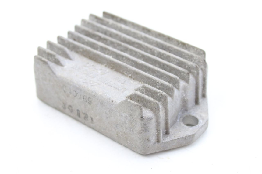 photo de REGOLATORE DI CARICA APRILIA SR 2T 50 (2012 - 2017) - Dettaglio del componente