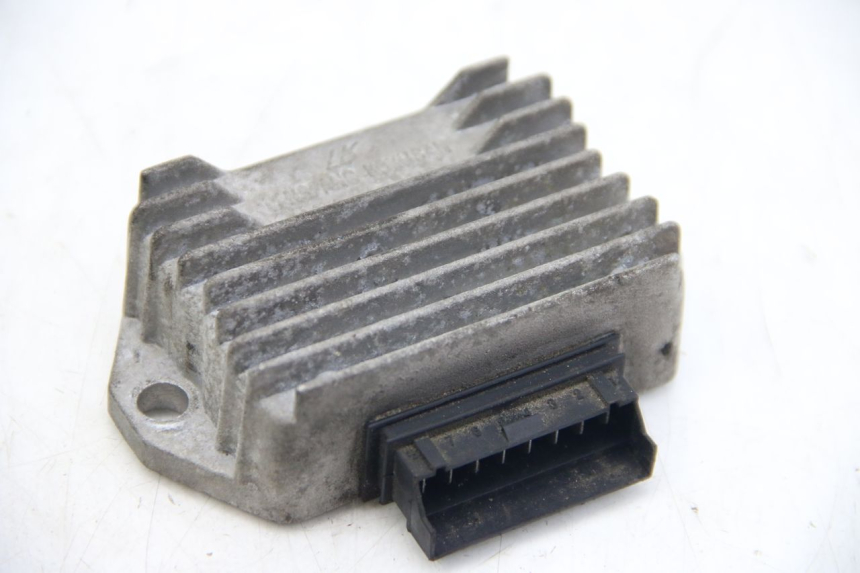 photo de REGOLATORE DI CARICA APRILIA SR 2T 50 (2012 - 2017) - Vista principale