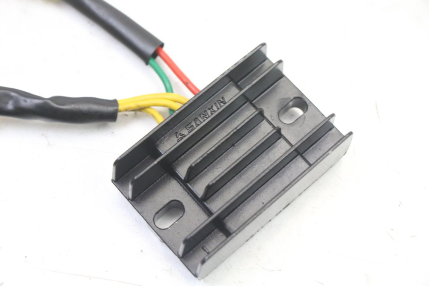 photo de REGOLATORE PEUGEOT STREETZONE I 2T 50 (2018 - 2020) - Dettaglio del componente