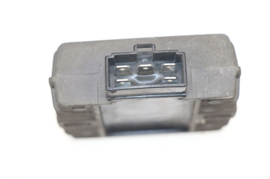 photo de REGOLATORE PEUGEOT SUM UP 125 (2008 - 2013) - Zoom sullo stato d'uso