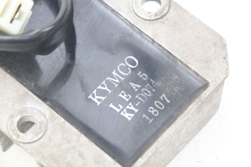 photo de Regolatore di carica KYMCO SUPER 8 4T 50 (2018 - 2020) - Zoom sullo stato d'uso