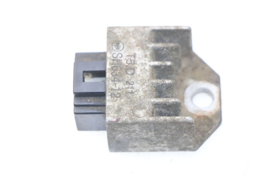 photo de Regolatore di carica PEUGEOT SV 80 (1993 - 1997) - Vista principale