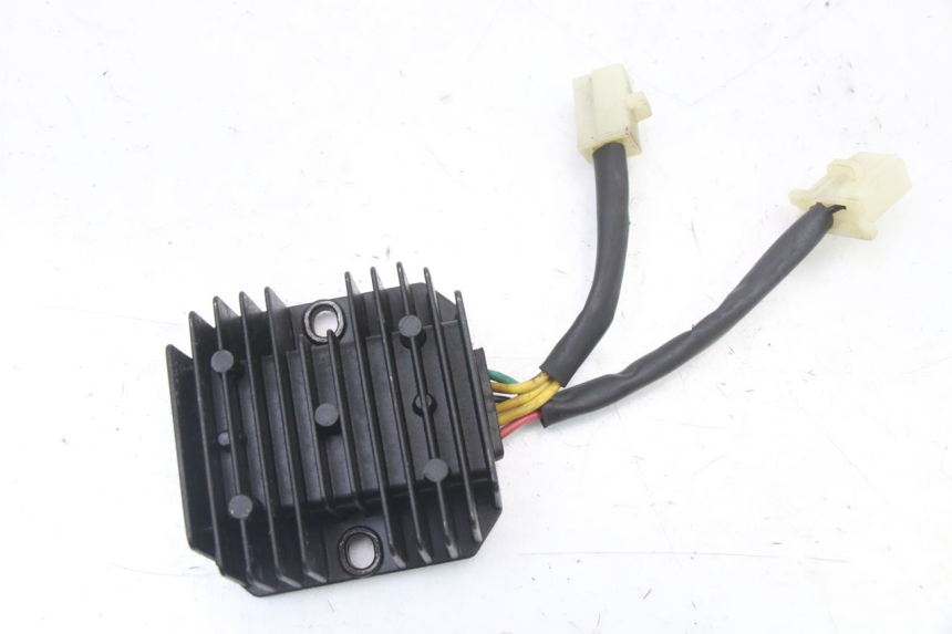 photo de REGOLATORE DI CARICA SYM FIDDLE 3 III 125 (2014 - 2020) - Vista principale