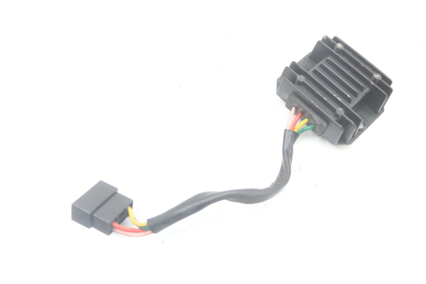 photo de REGOLATORE DI CARICA SYM ORBIT 2 4T 50 (2018 - 2022) - Dettaglio del componente