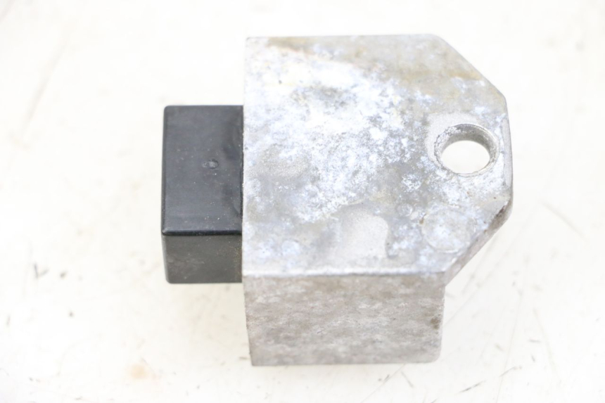 photo de REGOLATORE DI CARICA SYM ORBIT 2 4T 50 (2008 - 2017) - Dettaglio del componente