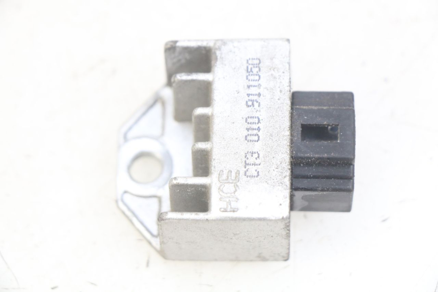 photo de REGOLATORE DI CARICA SYM SYMPHONY 125 (2009 - 2015) - Vista principale