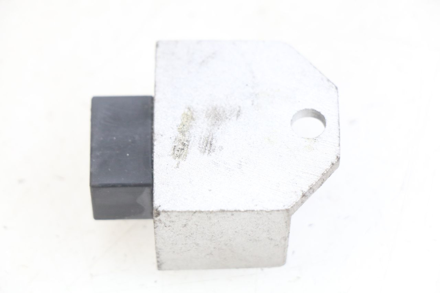 photo de REGOLATORE DI CARICA SYM SYMPHONY 125 (2009 - 2015) - Zoom sullo stato d'uso