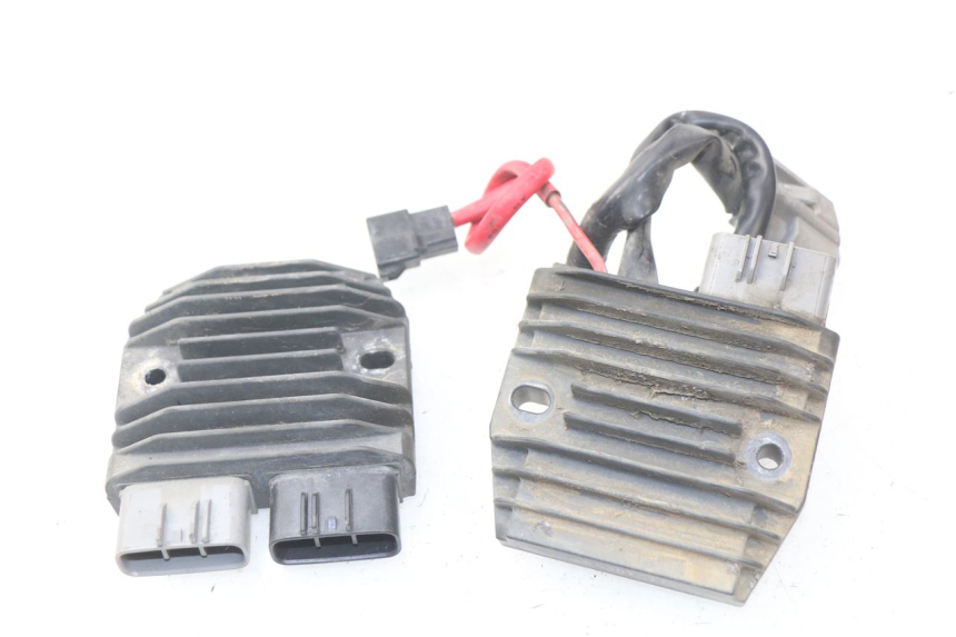 photo de REGOLATORE DI CARICA YAMAHA TDM ABS 900 (2002 - 2014) - Vista principale