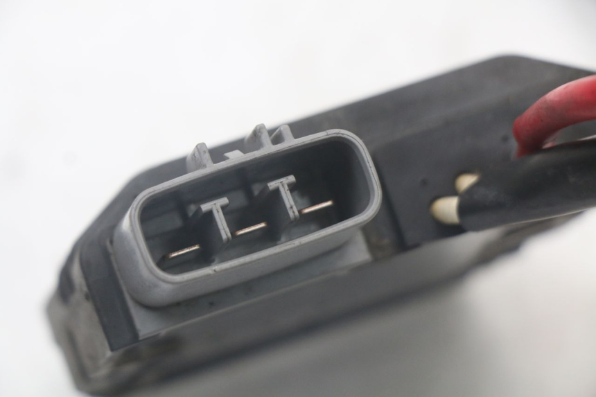 photo de REGOLATORE DI CARICA YAMAHA TDM ABS 900 (2002 - 2014) - Altra angolazione