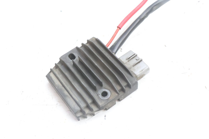 photo de REGOLATORE YAMAHA TDM ABS 900 (2002 - 2014) - Altra angolazione