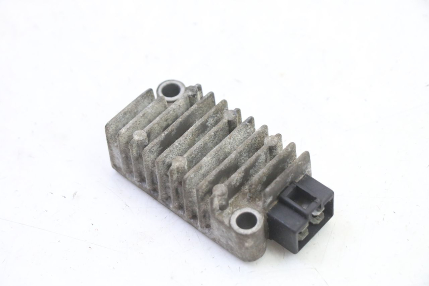 photo de REGOLATORE DI CARICA YAMAHA TDR DELTABOX 125 (1997 - 2003) - Vista principale