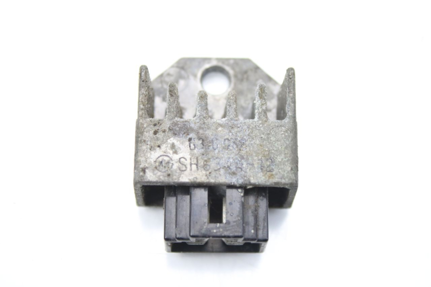 photo de REGOLATORE DI CARICA PEUGEOT TKR TREKKER FURIOUS 50 (2005 - 2014) - Vista principale